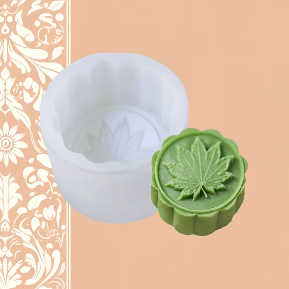 Hemp Leaf Silicone Mold | Wick and Wax Supply Co